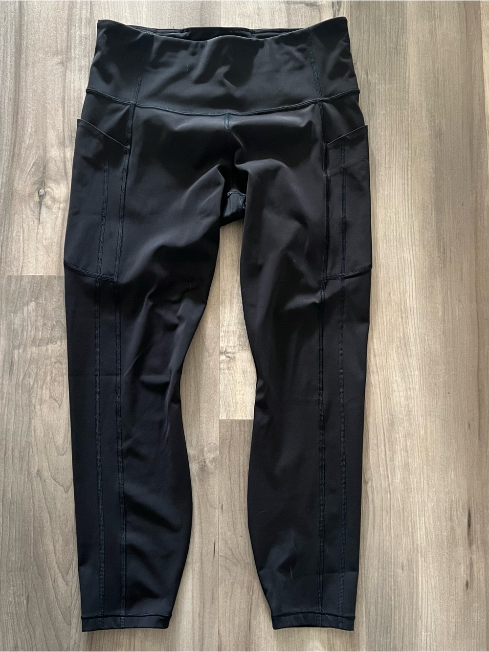 Athleta Ultimate Stash II 7/8 Tights- Black, Medium
